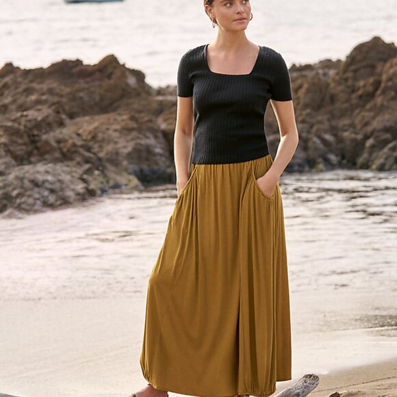 Garnet Hill “Favorite” maxi jersey skirt - L sandalwood (fits like XL) - Picture 2 of 8